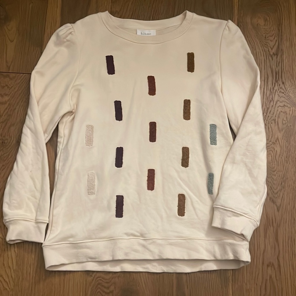 Bohme Cream Sweatshirt with French Knot design